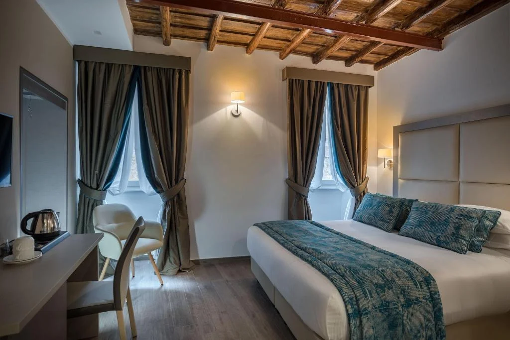 Hotel Reginella hotel interior