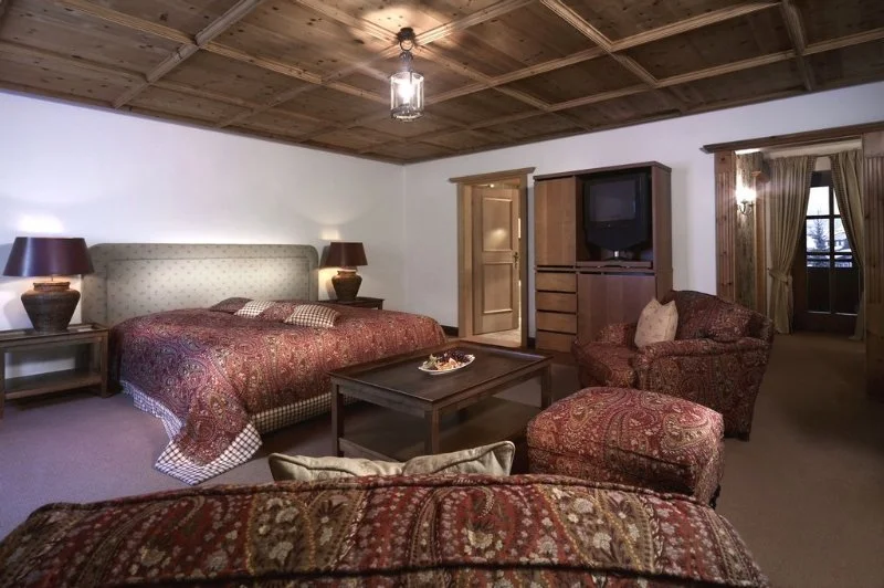 Hotel Schwarzer Adler hotel interior