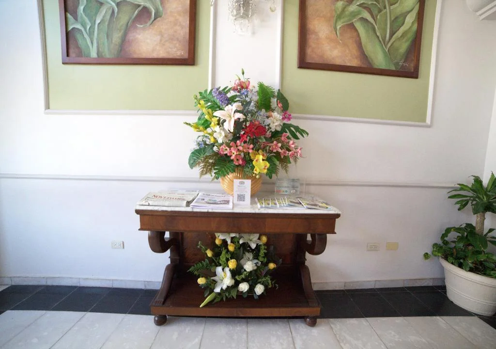 Hotel Sir Francis Drake hotel interior