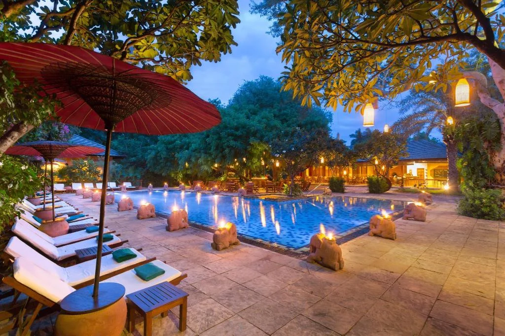 Hotel @Tharabar Gate hotel interior