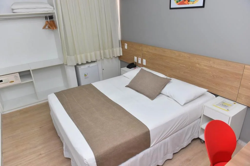 Hotel Tres Carabelas hotel interior