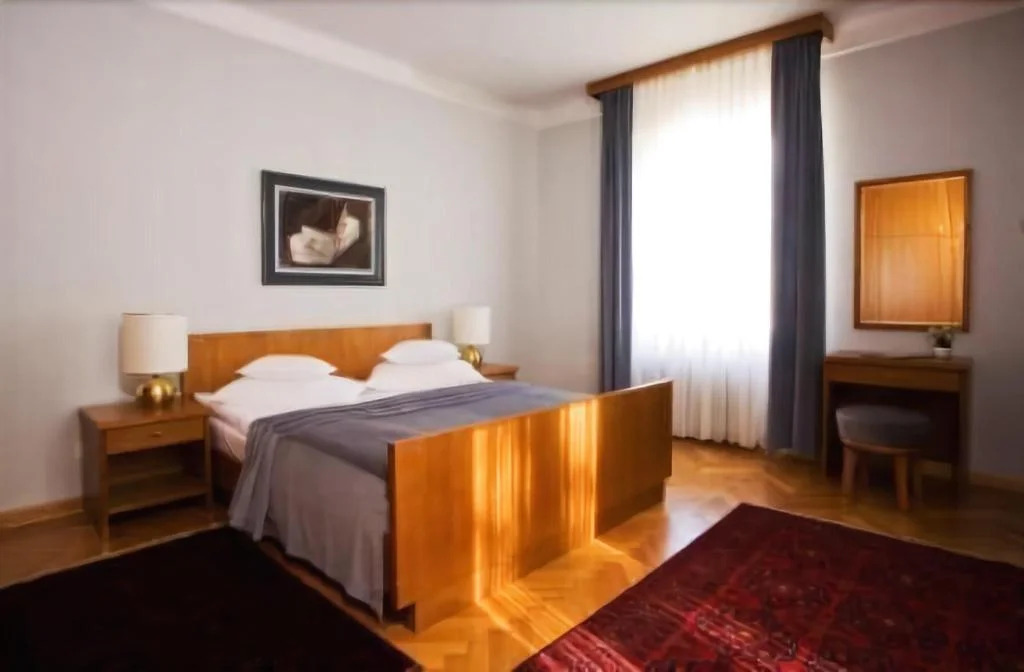 Hotel Vila Bled hotel interior