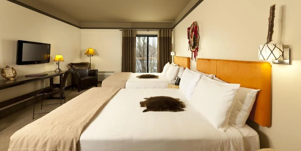 Hotel-Musee Premieres Nations hotel interior