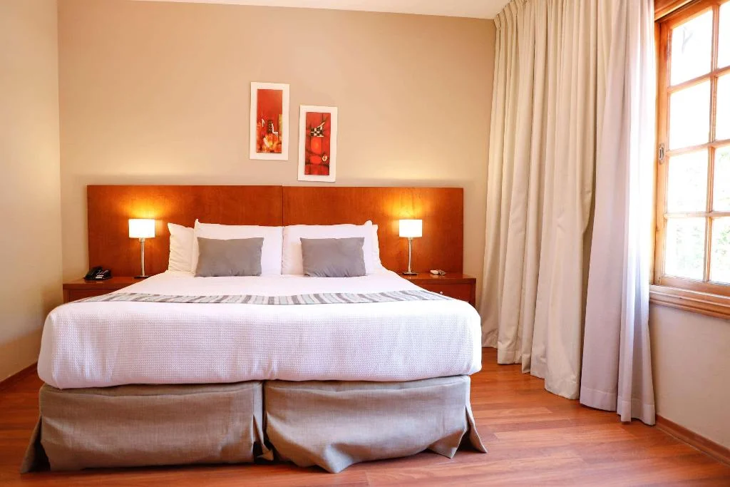 Howard Johnson Córdoba hotel interior