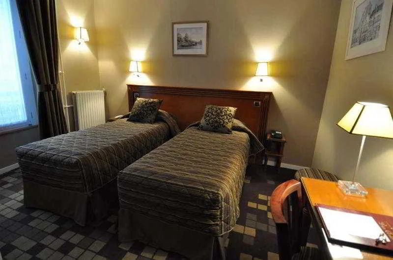 Hôtel des Arts hotel interior