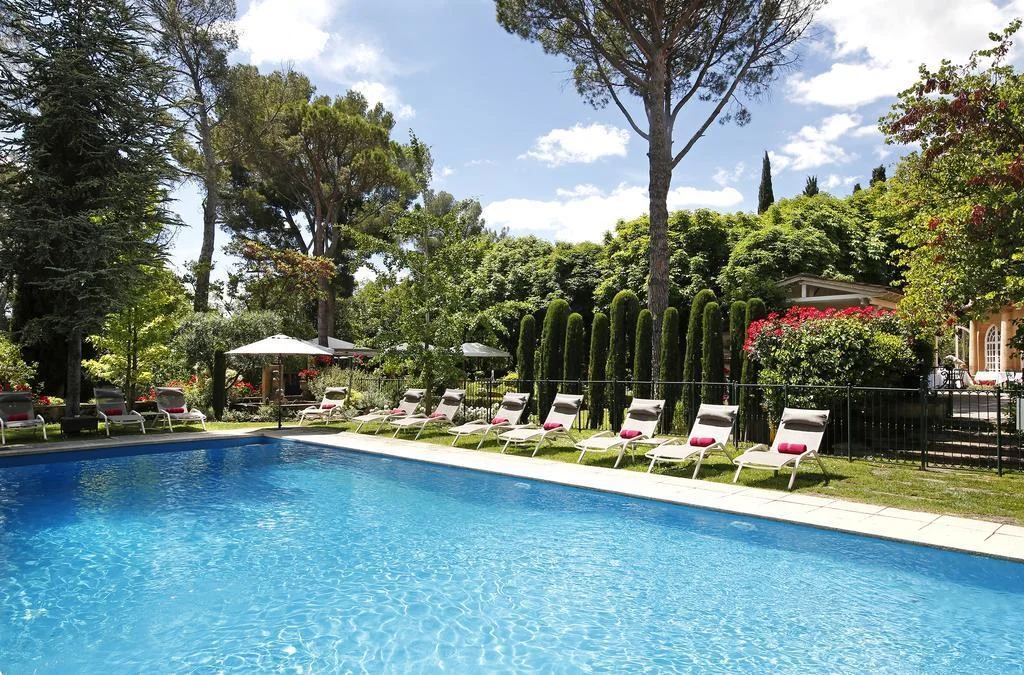 Hôtel Le Pigonnet hotel interior