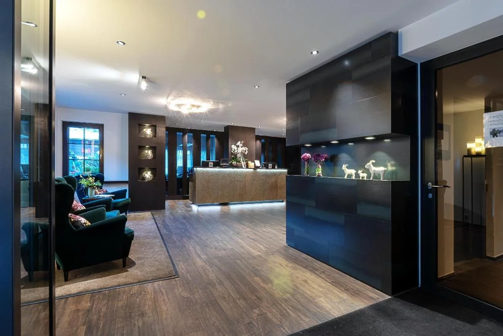 Hôtel Mirabeau hotel interior