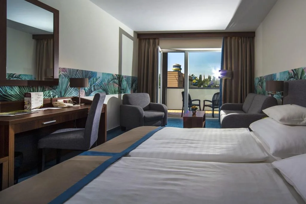 Hunguest Hotel Flóra hotel interior