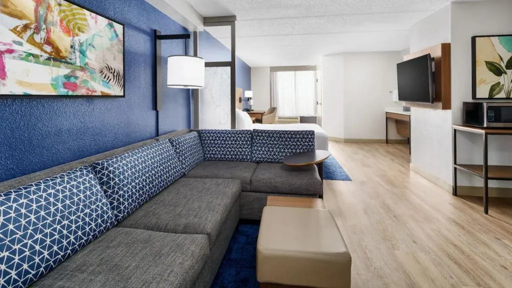 Hyatt Place Orlando Convention Center hotel interior