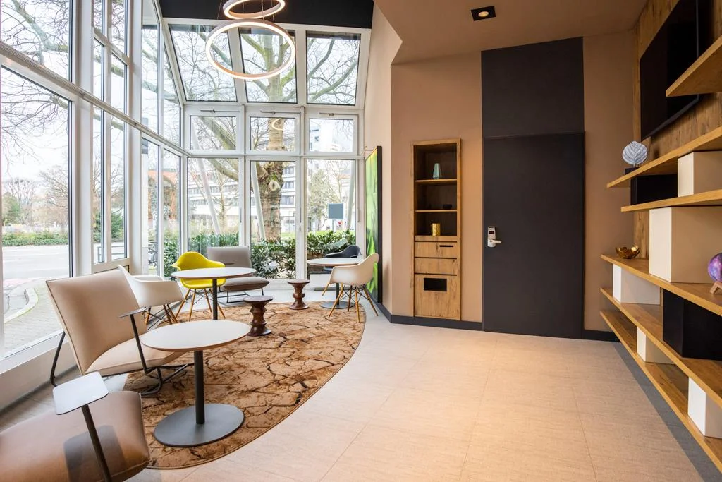 Ibis Heidelberg Hauptbahnhof hotel interior