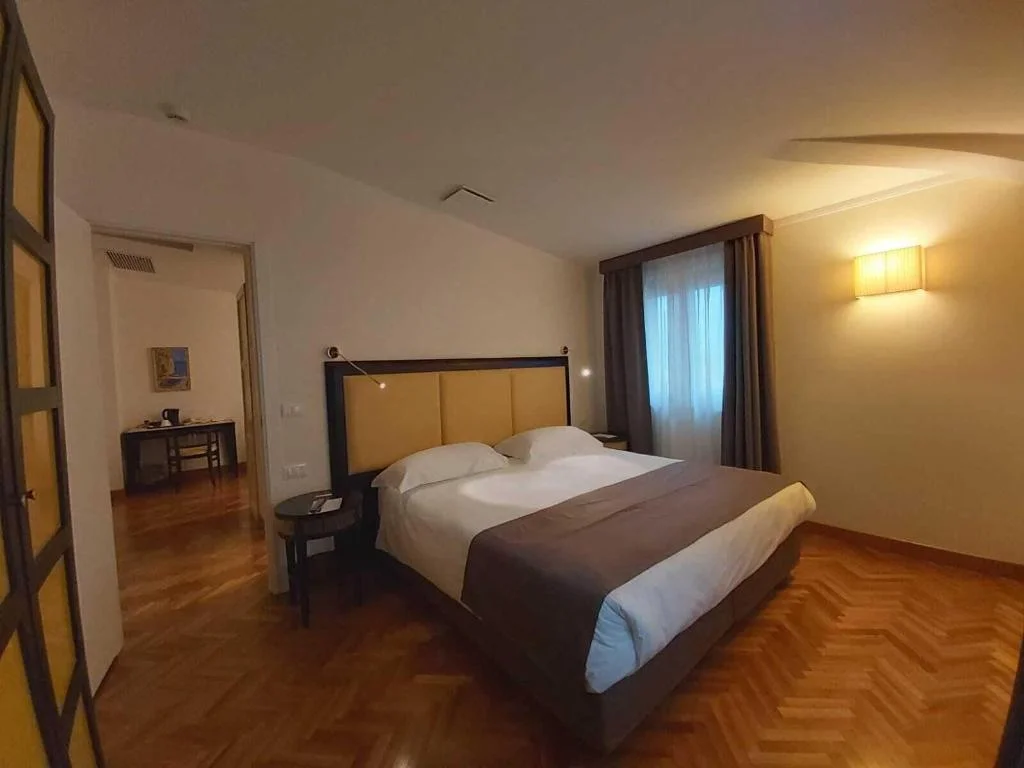 Il Torrione hotel interior