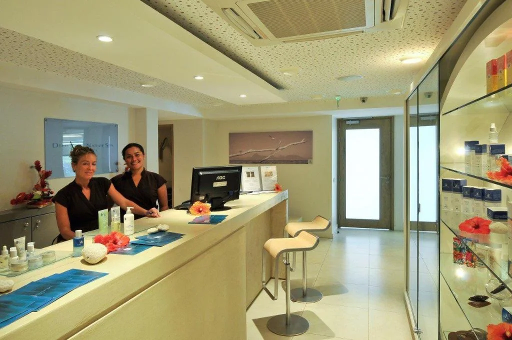 InterContinental Tahiti Resort and Spa hotel interior