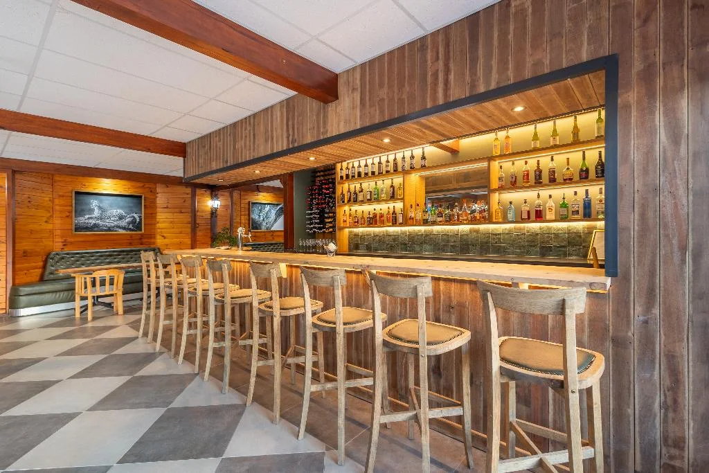 Knysna Log-Inn Hotel hotel interior