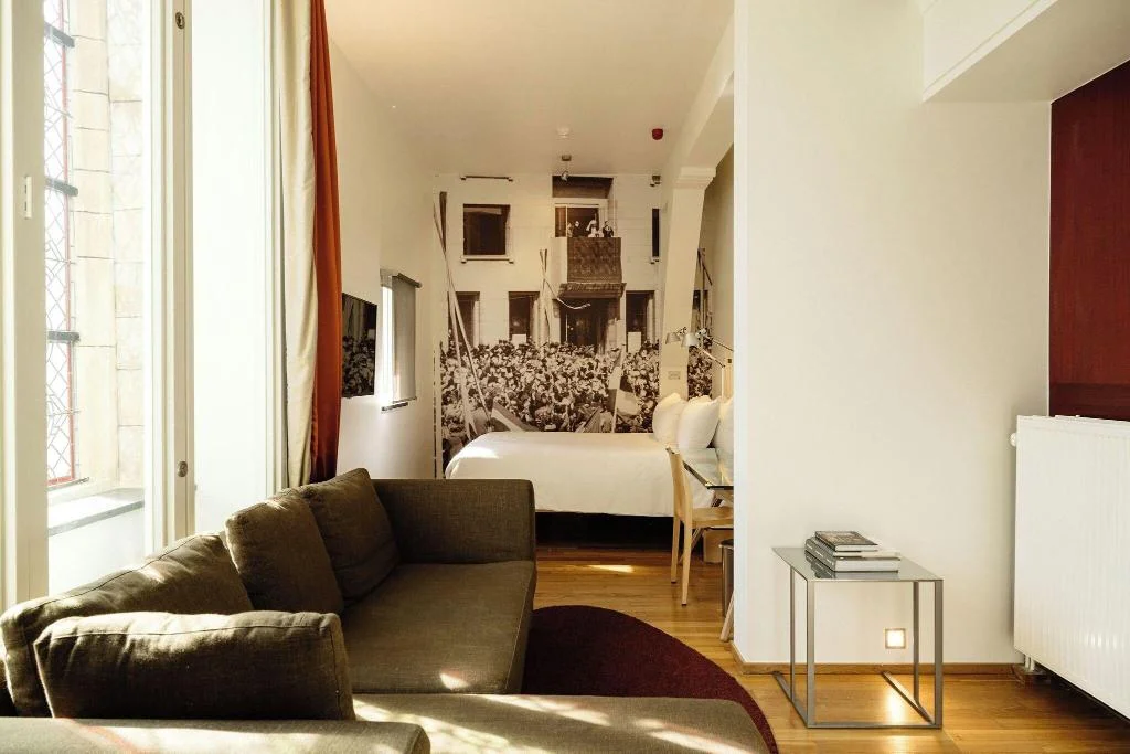 Kruisherenhotel Maastricht interieur in Kommelkwartier, Maastricht