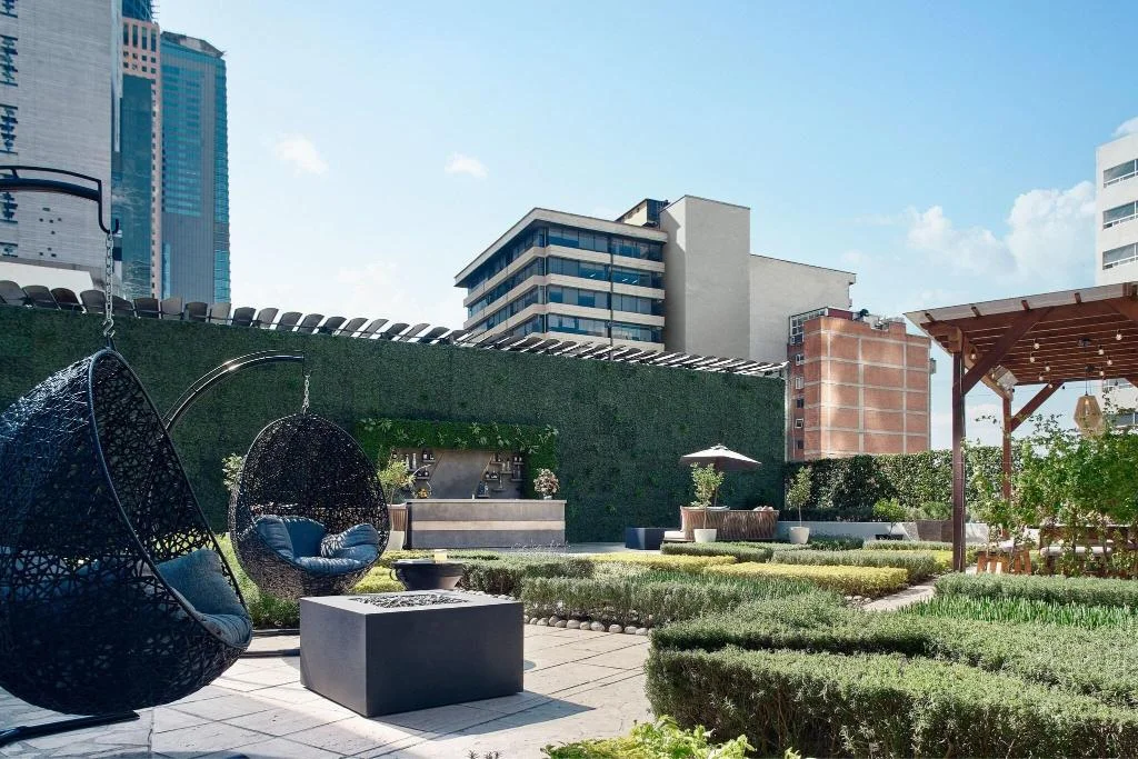 La Valise Mexico City hotel interior