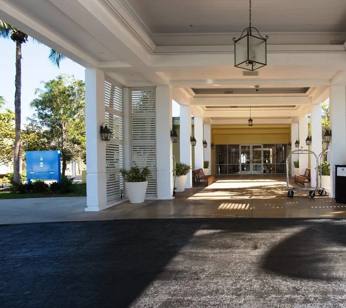 Lighthouse Pointe at Grand Lucayan hotel interior