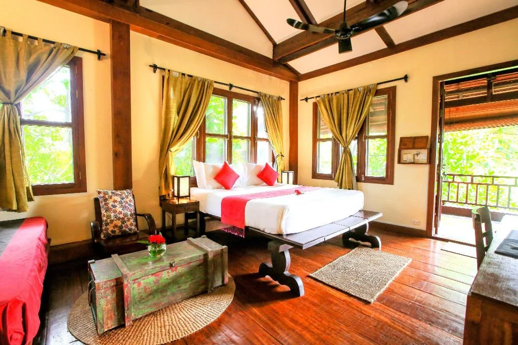 Maisons Wat Kor hotel interior
