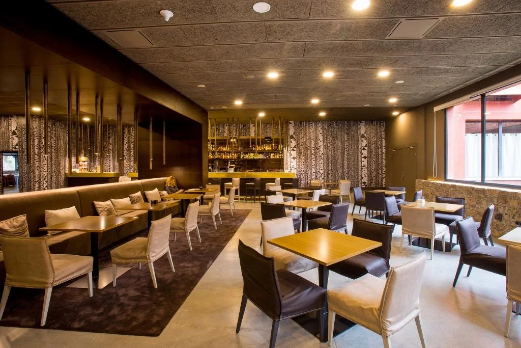 Mantenga Lodge hotel interior