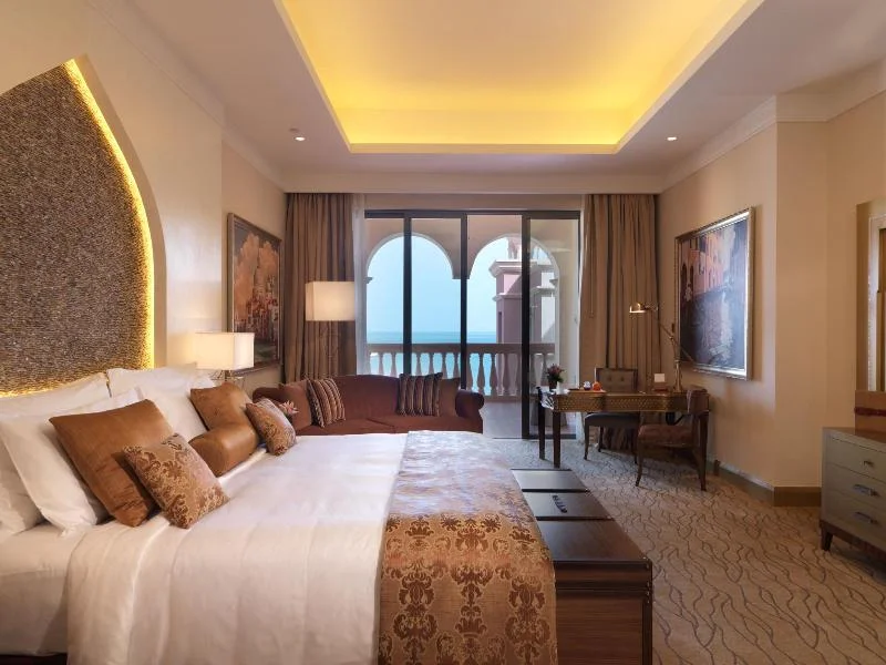 Marsa Malaz Kempinski, The Pearl hotel interior