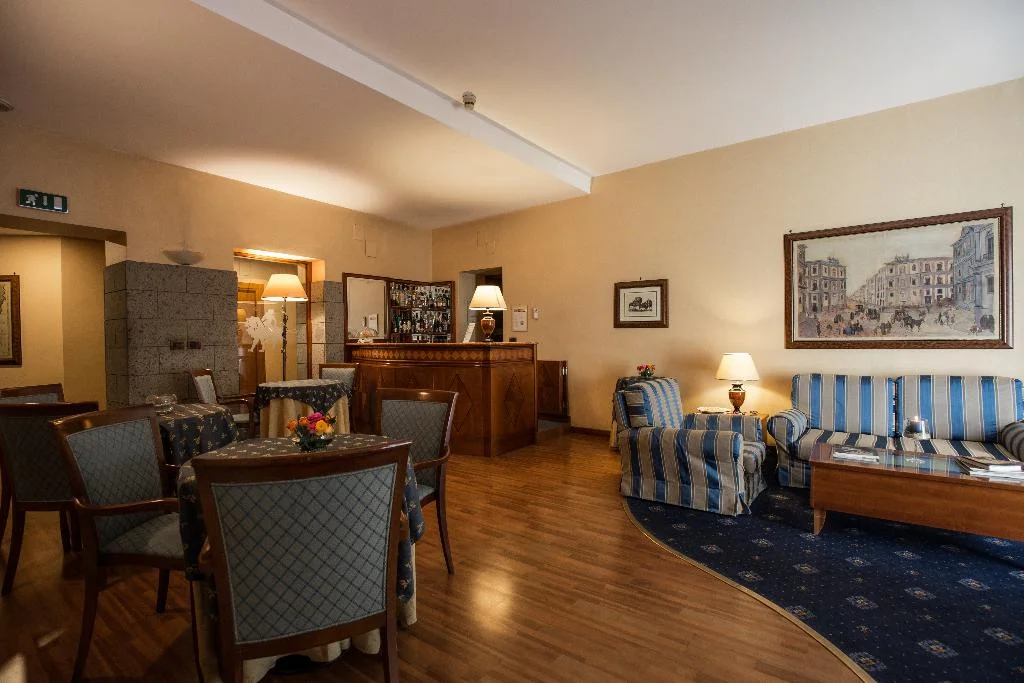 Massimo Plaza Hotel hotel interior
