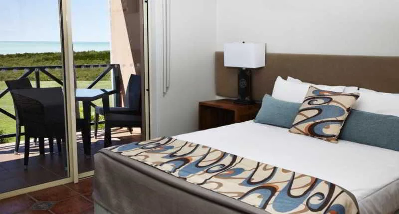 Moonlight Bay Suites hotel interior