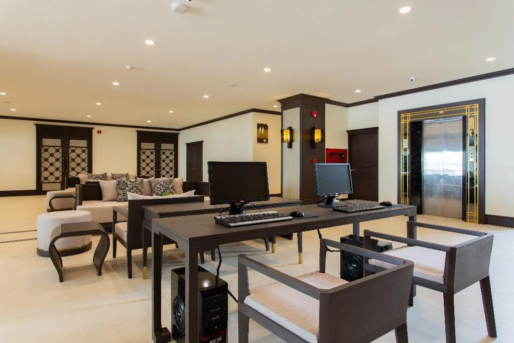 Naxi Heritage Hotel hotel interior