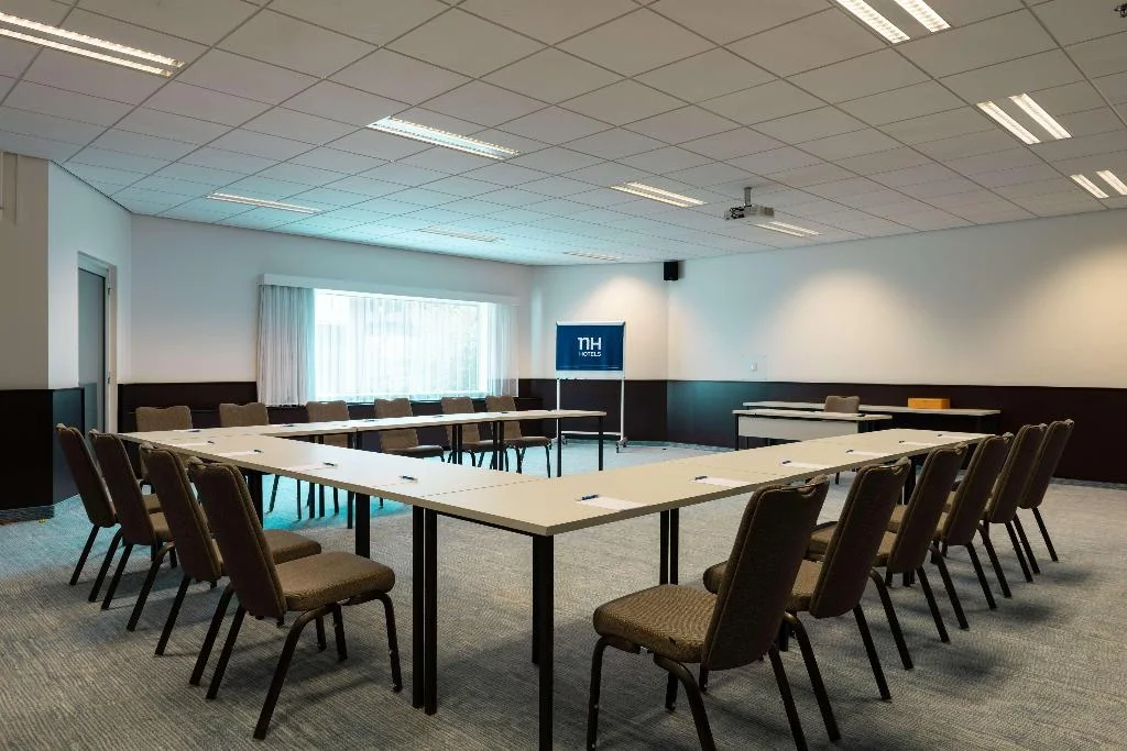 NH Leiden Conference Centre Leeuwenhorst hotel interior