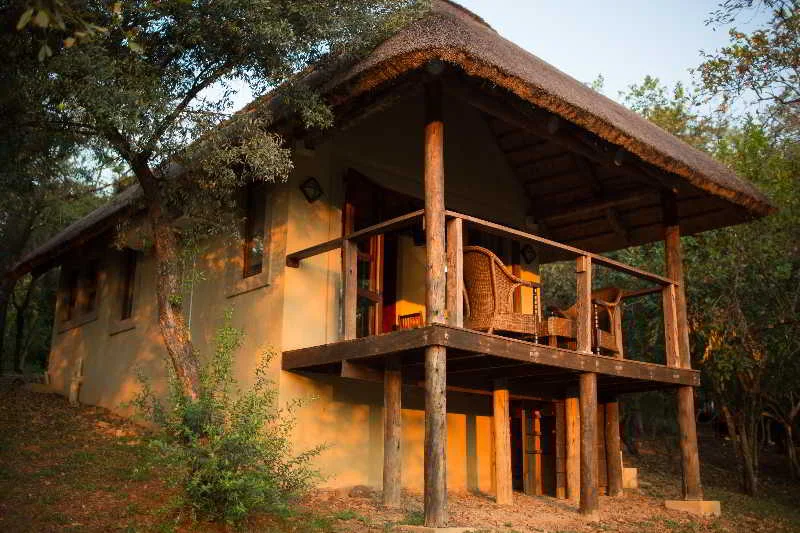 Nkonyeni Lodge and Golf Estate hotel interior