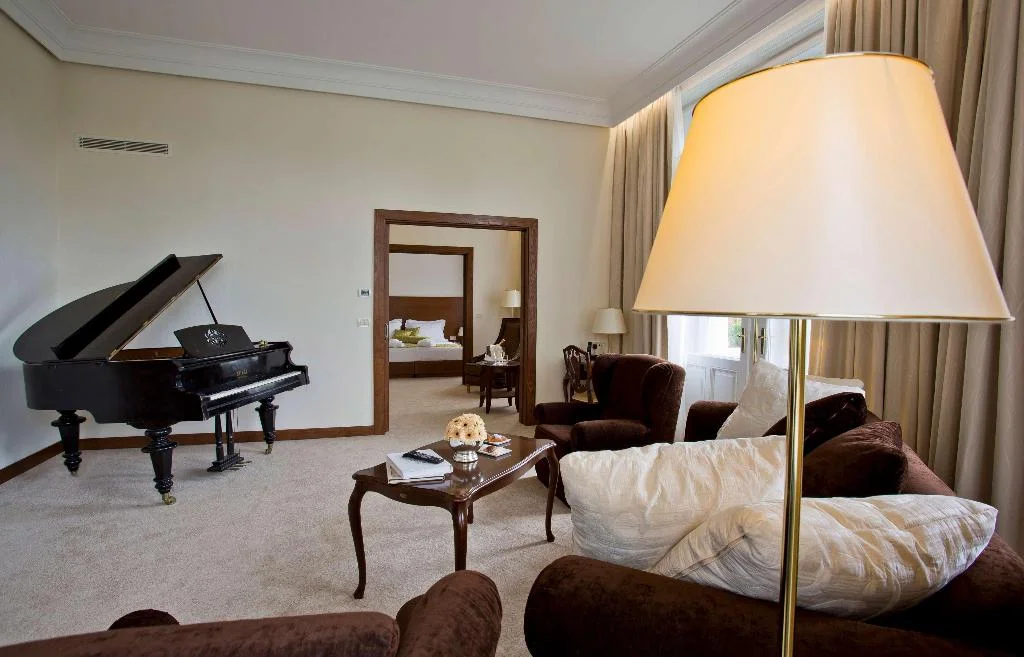 Palace Hotel Zagreb hotel interior