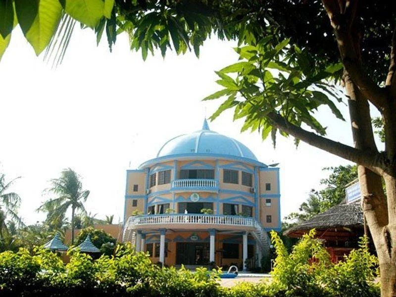 Palm Beach Hotel and Spa hotel interior