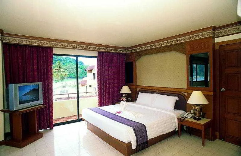 Phi Phi Hotel hotel interior