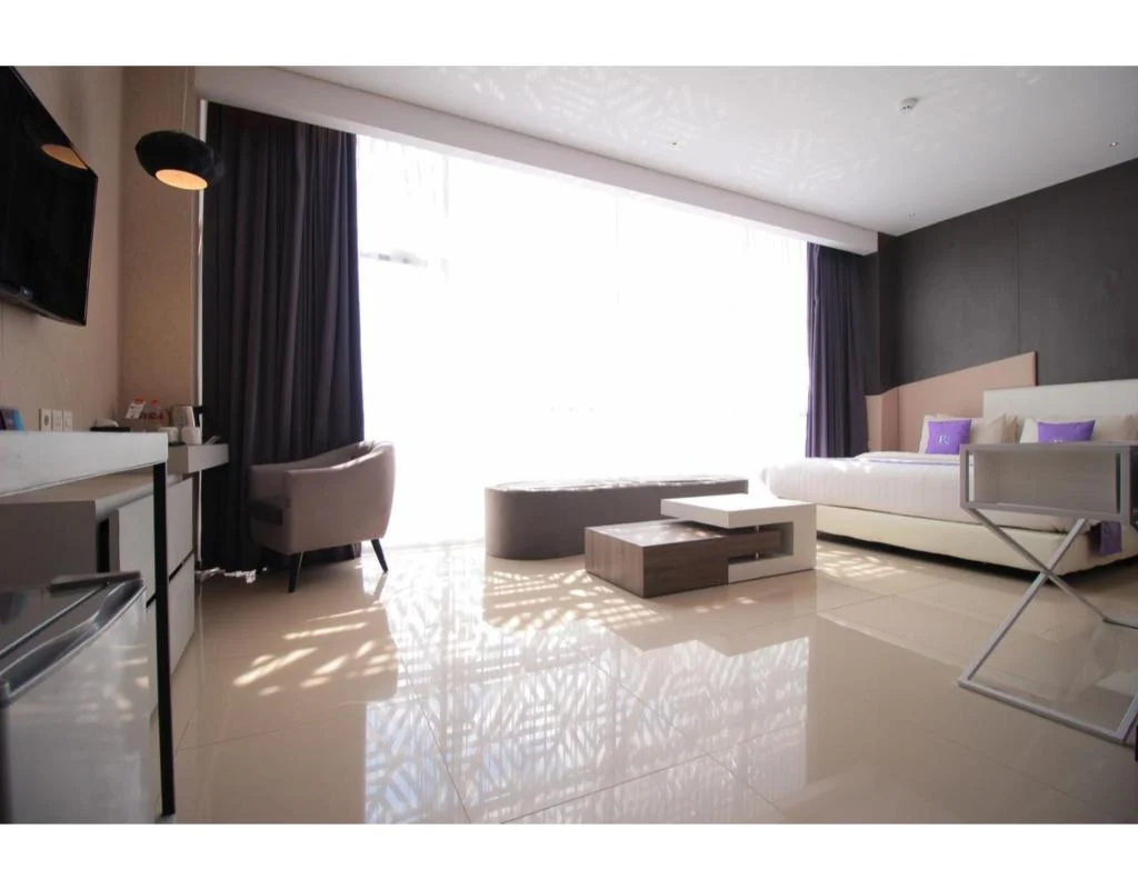 Phoenix Hotel Yogyakarta hotel interior