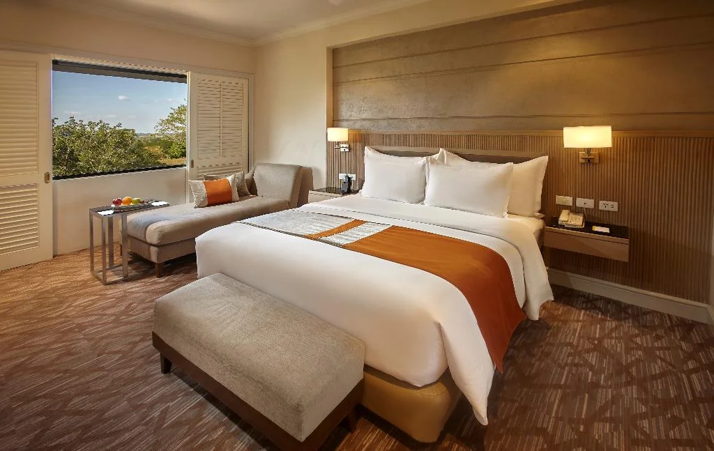 Quest Hotel and Conference Center Cebu hotel interior