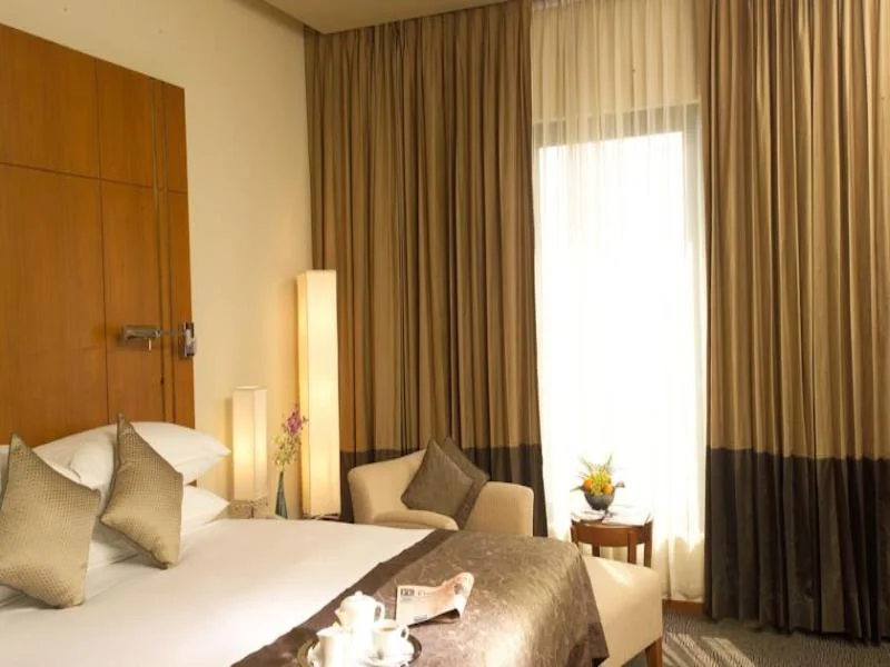 Radisson Blu Dhaka Water Garden hotel interior