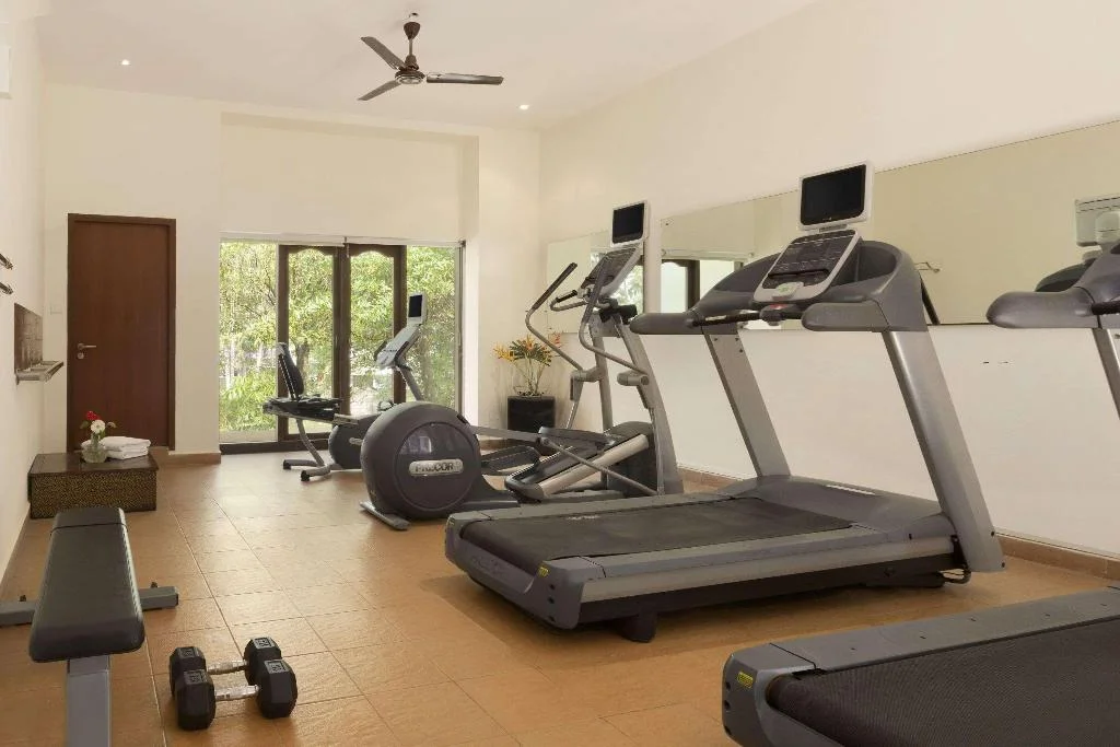 Ramada by Wyndham Karachi hotel interior