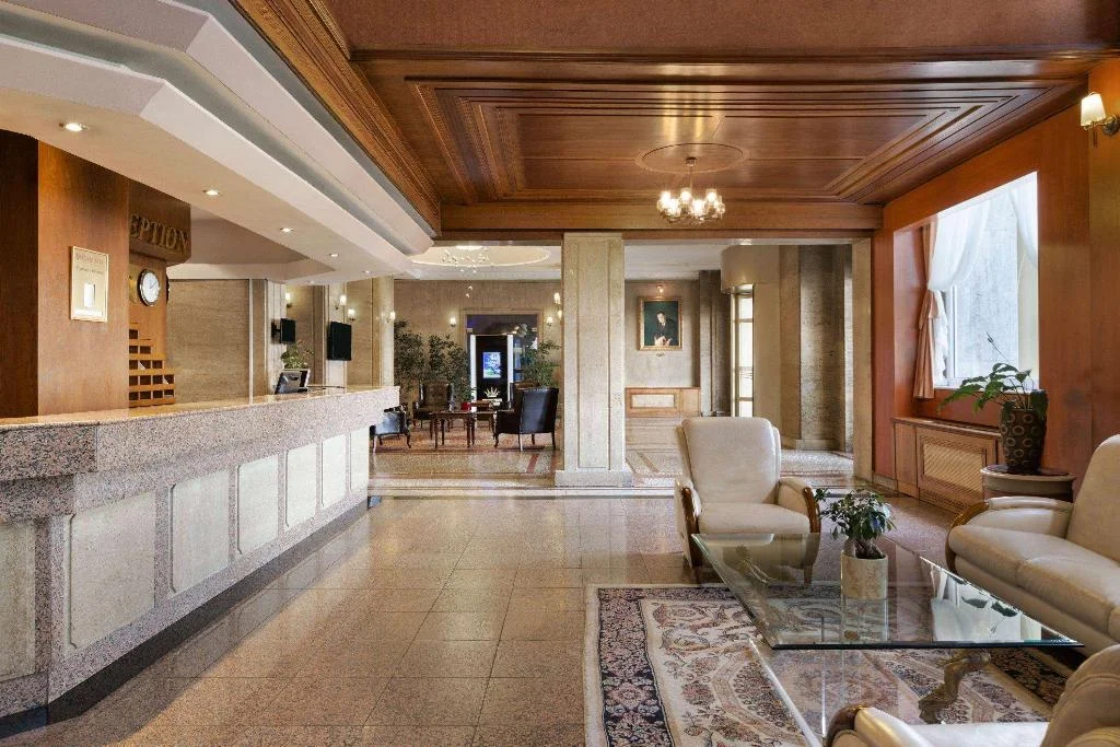 Ramada by Wyndham Plovdiv Trimontium hotel interior