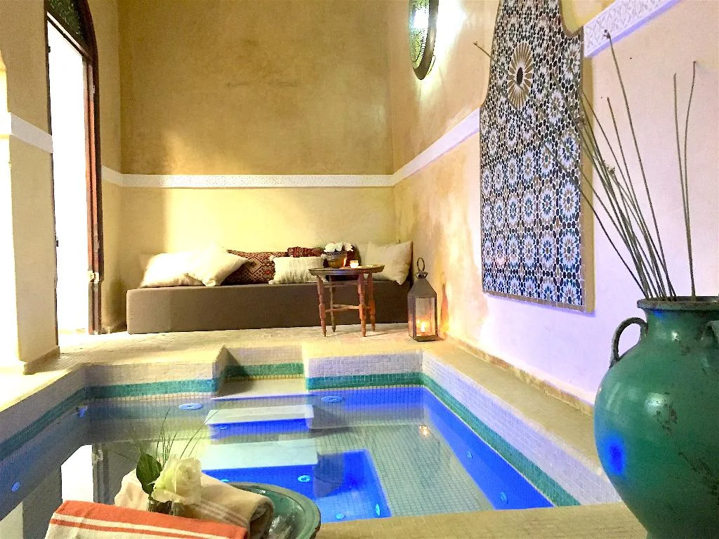 Riad Zahra hotel interior