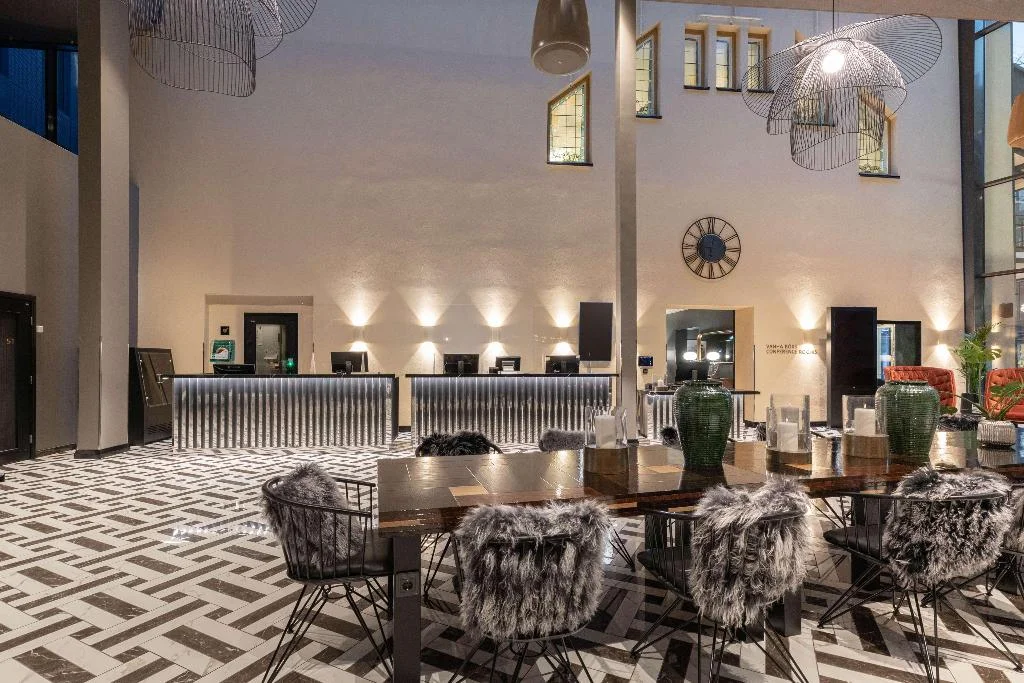 Scandic Hamburger Bors hotel interior