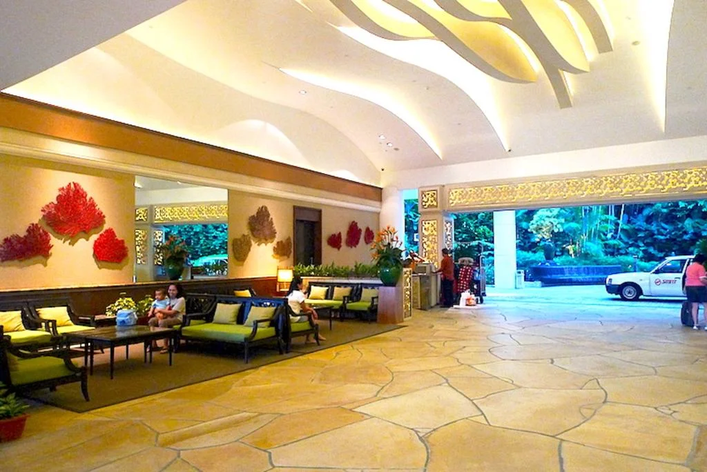 Shangri-La Rasa Sentosa hotel interior