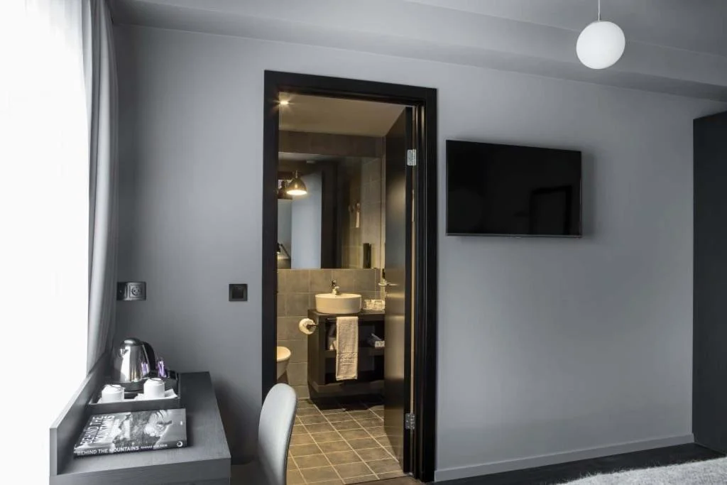Skuggi Hotel hotel interior