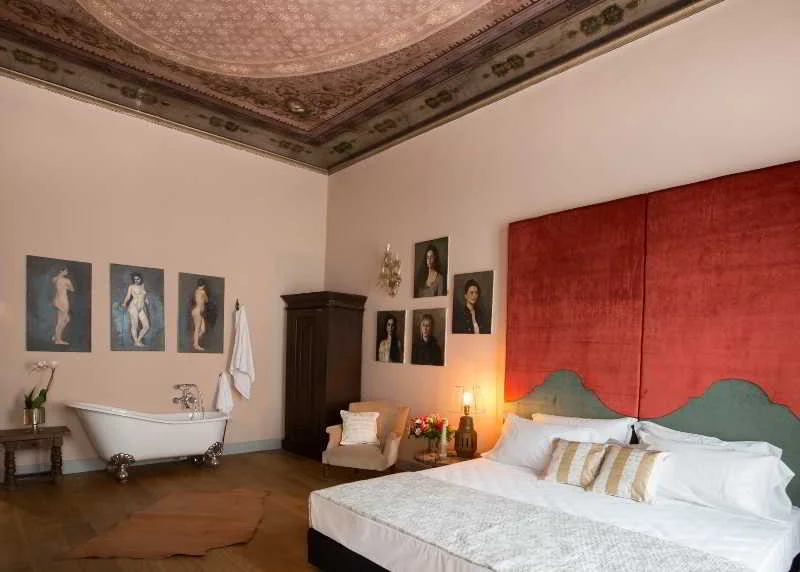 Soprarno Suites hotel interior