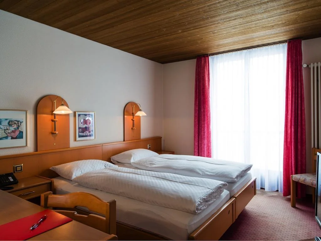 Terrace Hotel hotel interior
