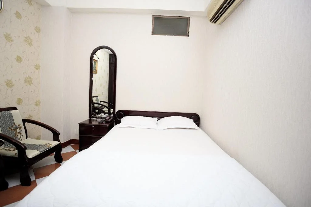 Thanh Lan Hotel hotel interior