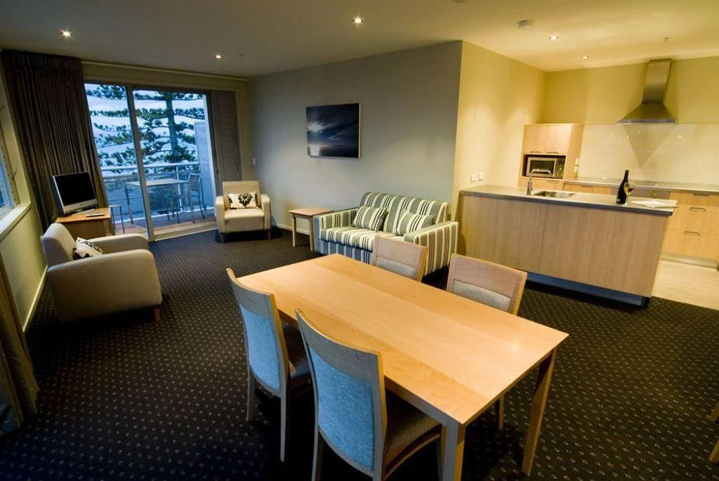 The Crown Hotel Napier hotel interior