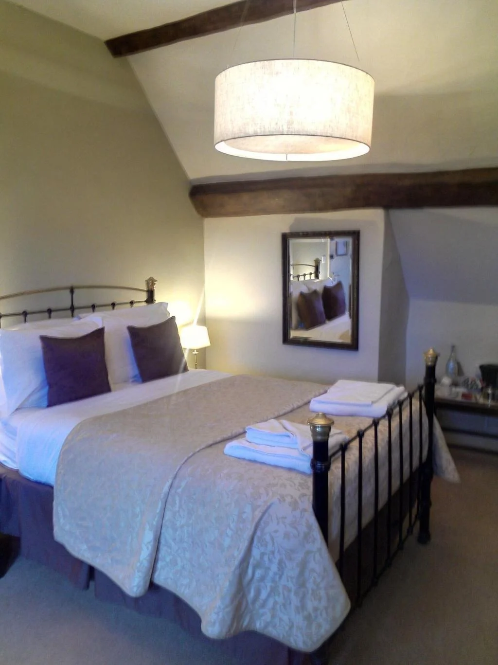 The Kings Head Inn hotel interior