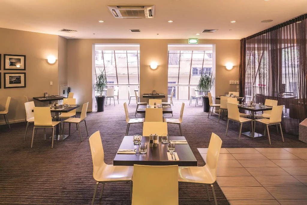 Travelodge Hotel Wellington hotel interior