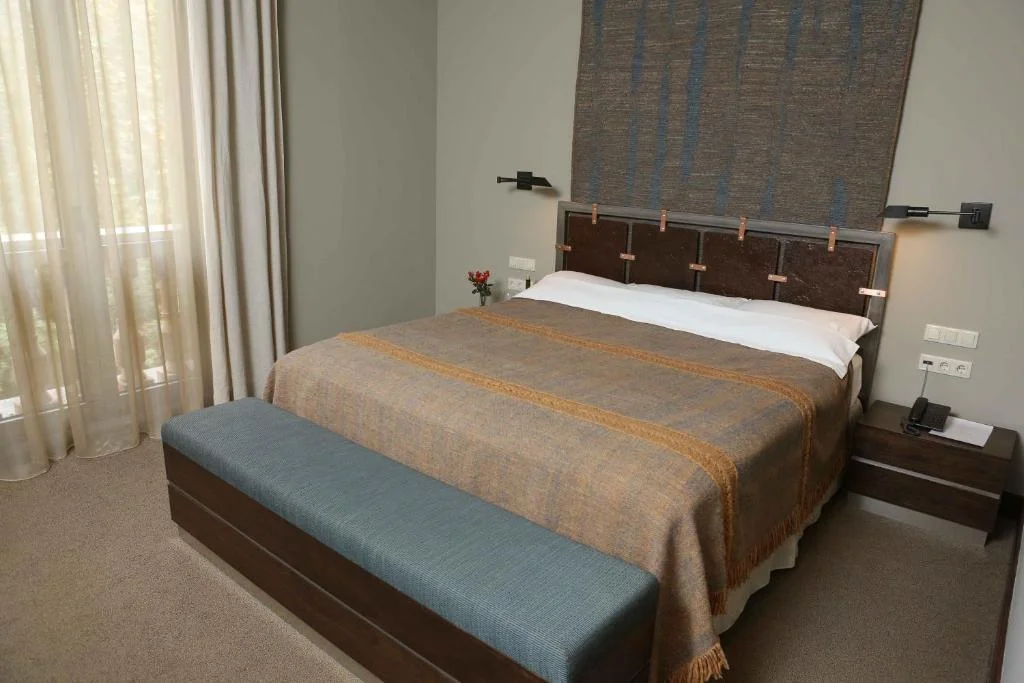 Tufenkian Historic Yerevan Hotel hotel interior