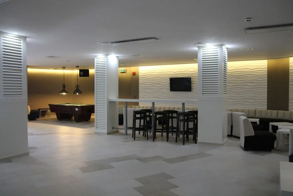 Uno Beach Hotel hotel interior