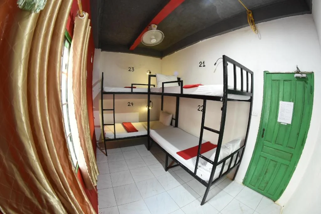 Vang Vieng Backpacker Hostel hotel interior