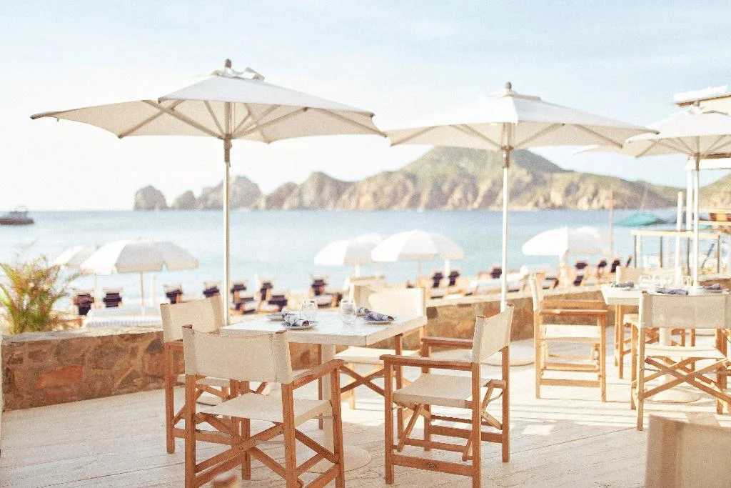 Vara's Beach House hotel interior